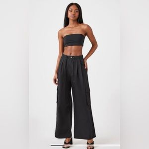FOREVER 21 black wide leg trouser cargo pants NWT